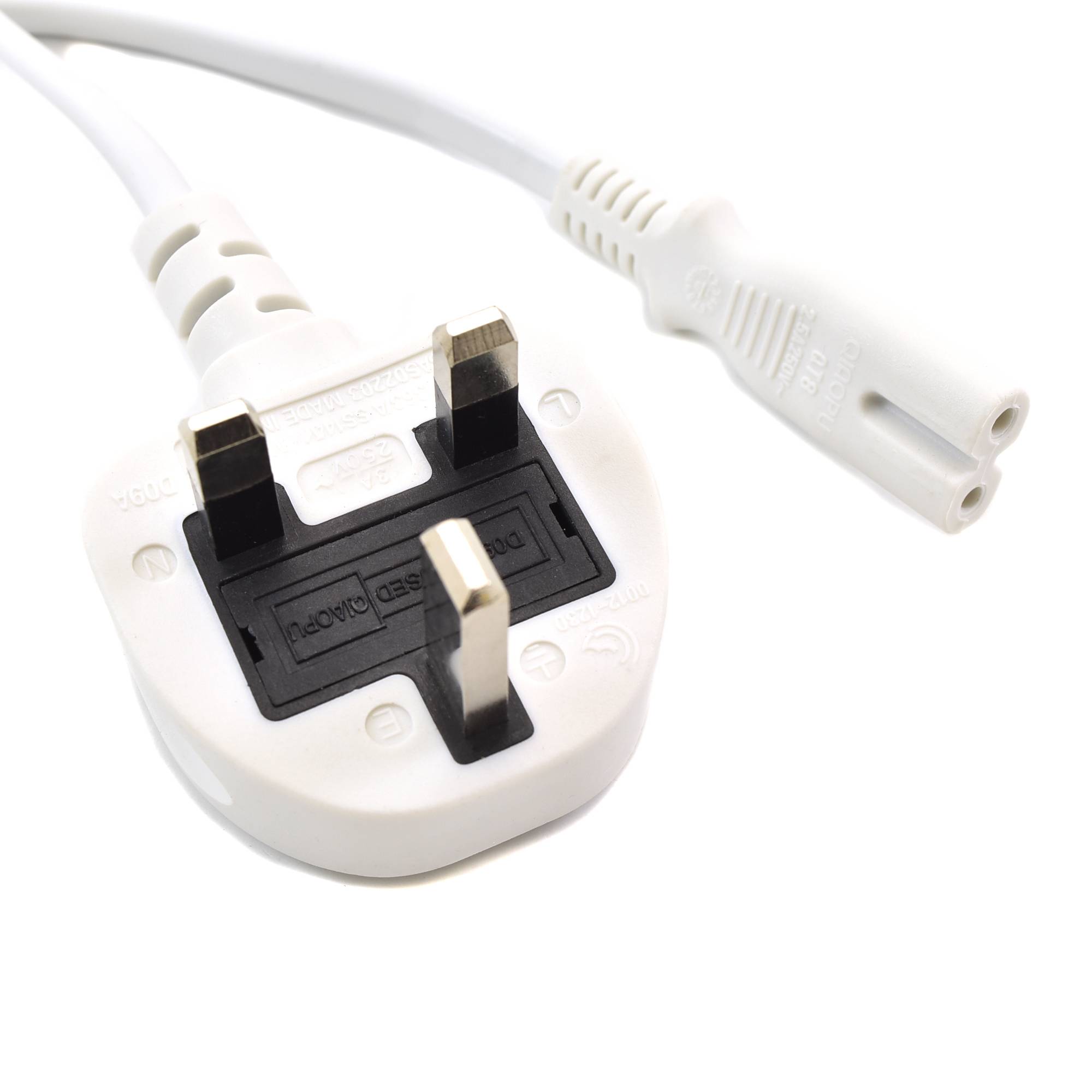 Power Cord C7 UK Plug White 200cm